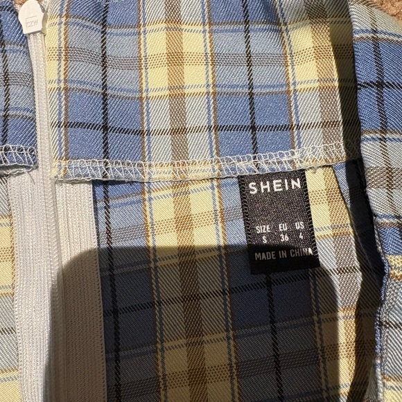 🤎2 for $10 SHEIN Blue and yellow Plaid Women's Skirt size small - Picture 3 of 5